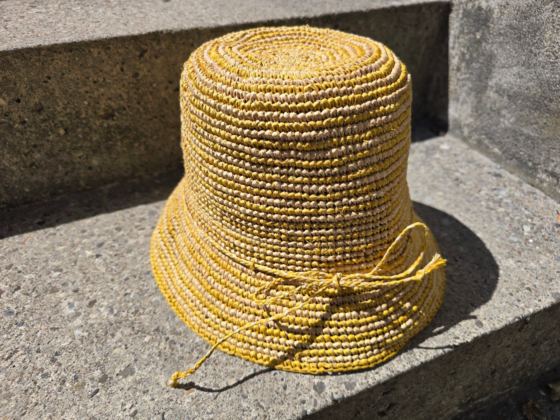 Copricapi, berretti & cappellini: Strohhut Damen gelb (L) – Nuovo (secondo la descrizione) da Romanshorn venduto da Rachacha