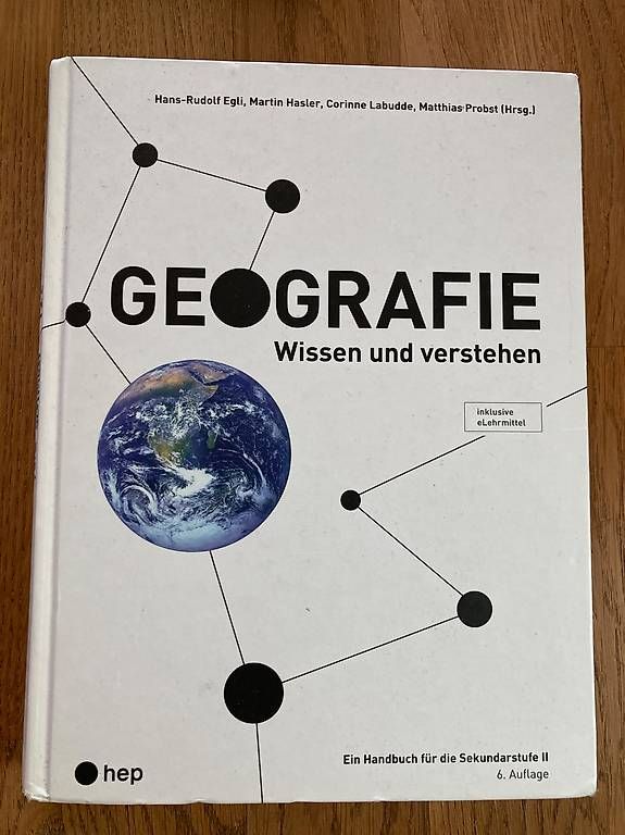 Livres: Geografiebuch – D'occasion à Luzern par Judith01112