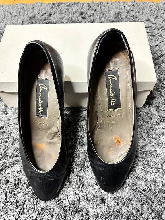 Scarpe da donna: Pumps aus echtes Leder – Usato da Bern venduto da kri_y8h8 3