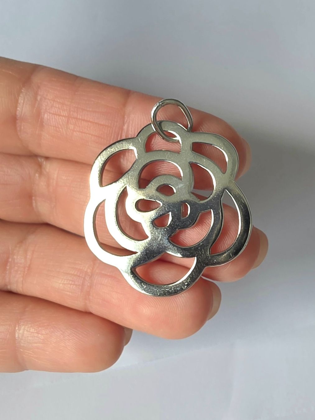 Anhänger: Grosse Anhänger Blume Silber 925 – Neu (gemäss Beschreibung) aus Madetswil von triforuz