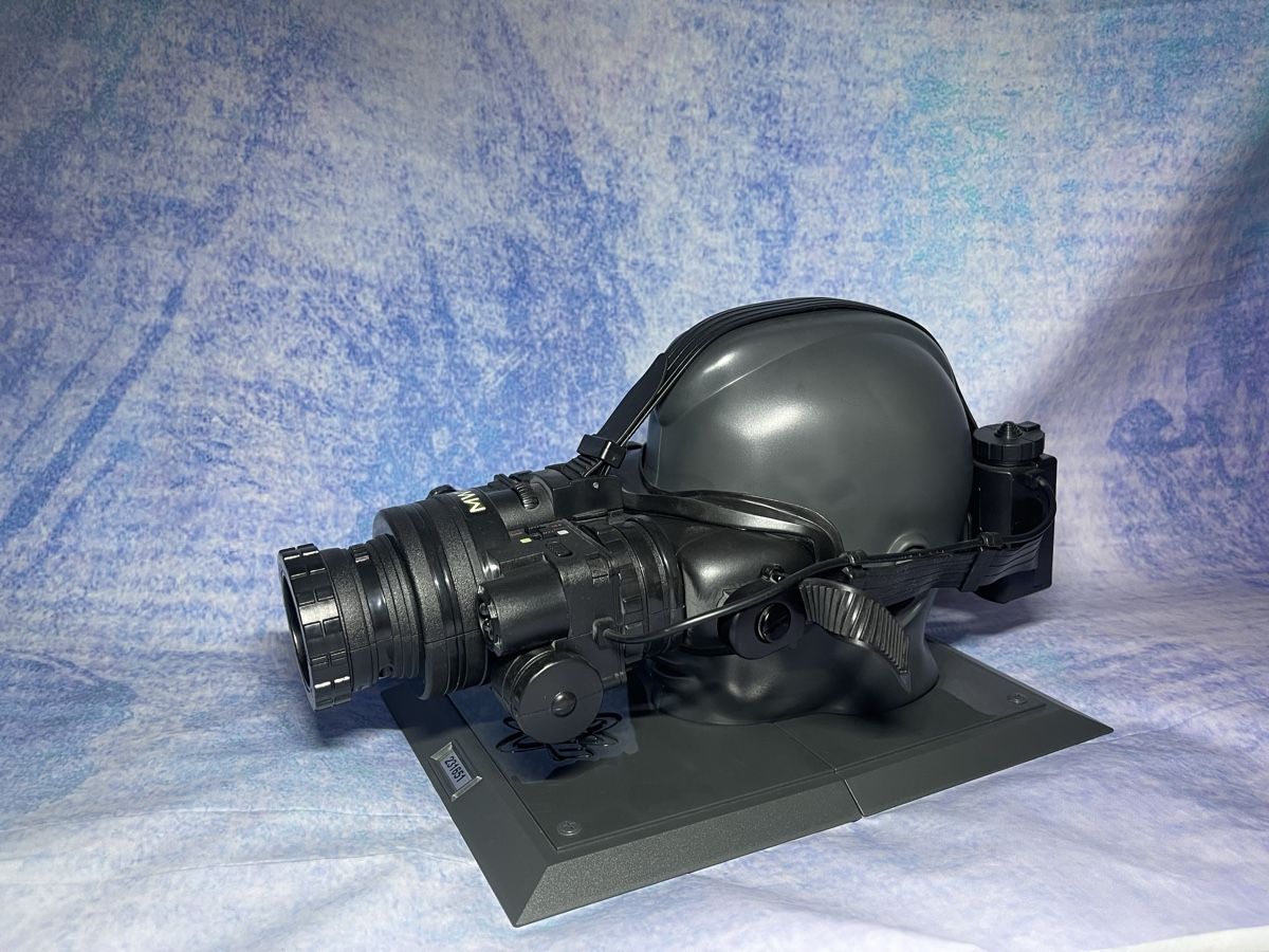 Giochi: Modern Warfare 2 Prestige Edition Nachtsichtgerät – Usato da Märstetten venduto da AlienNova