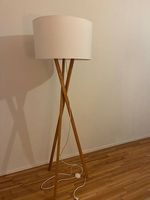 Michas Stehlampe 160cm weiss/Eiche
