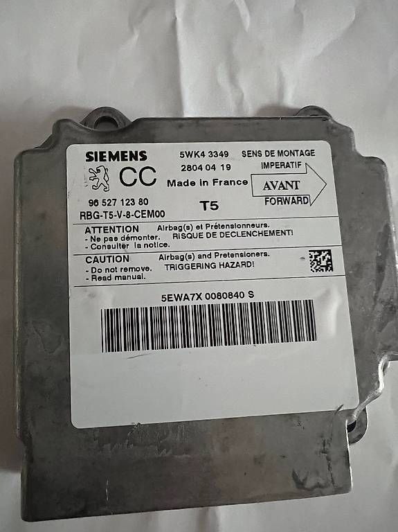 Componenti elettronici: Steuergerät Nr: 96 527 123 80 – Usato da St.Gallen venduto da Piran65