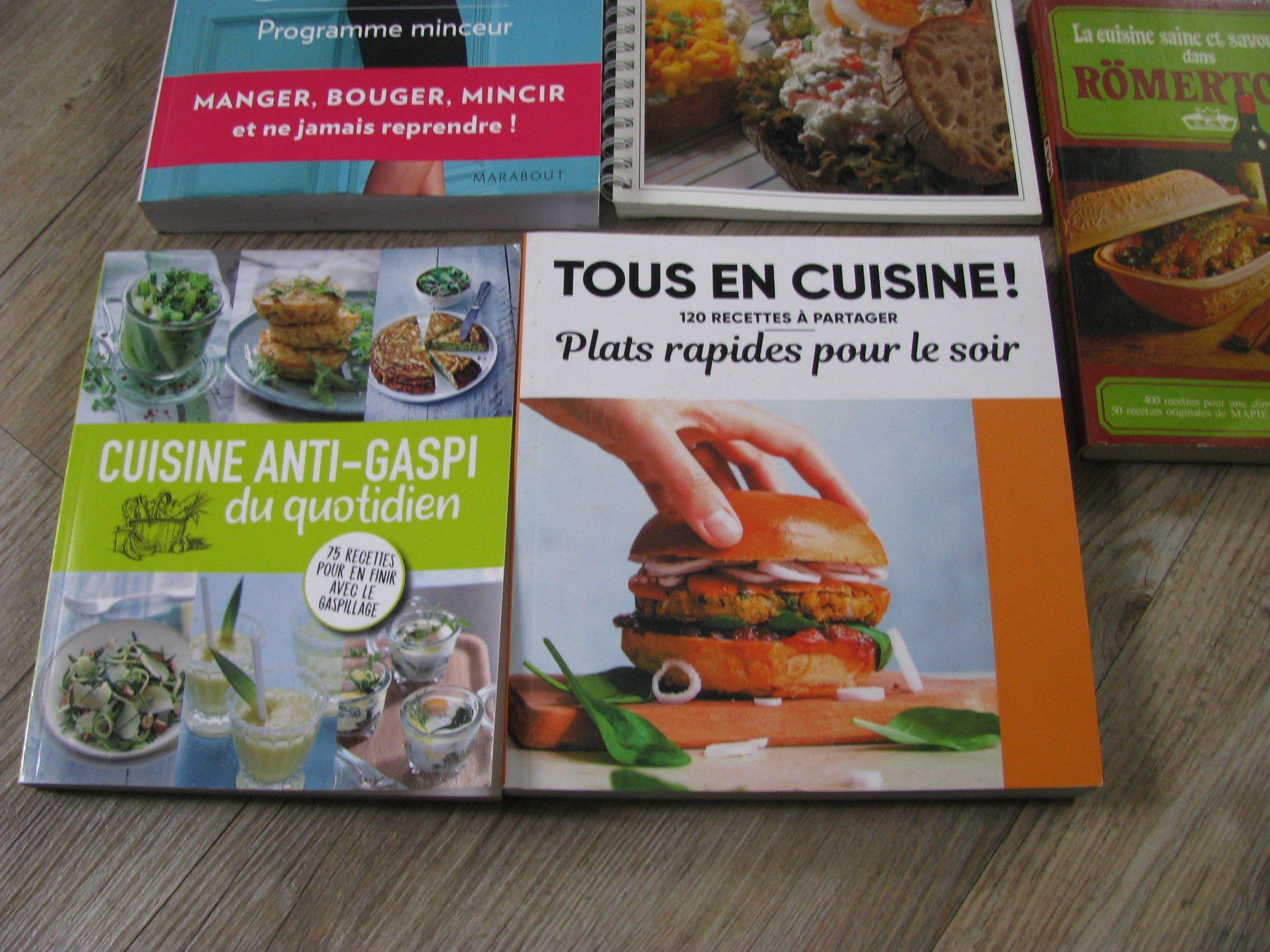 Livres: Lot de 5 livres de cuisine – D'occasion à Zweisimmen par Domii 2
