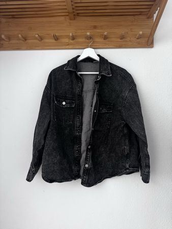 Schwarze Jeansjacke, oversized, Gr. S