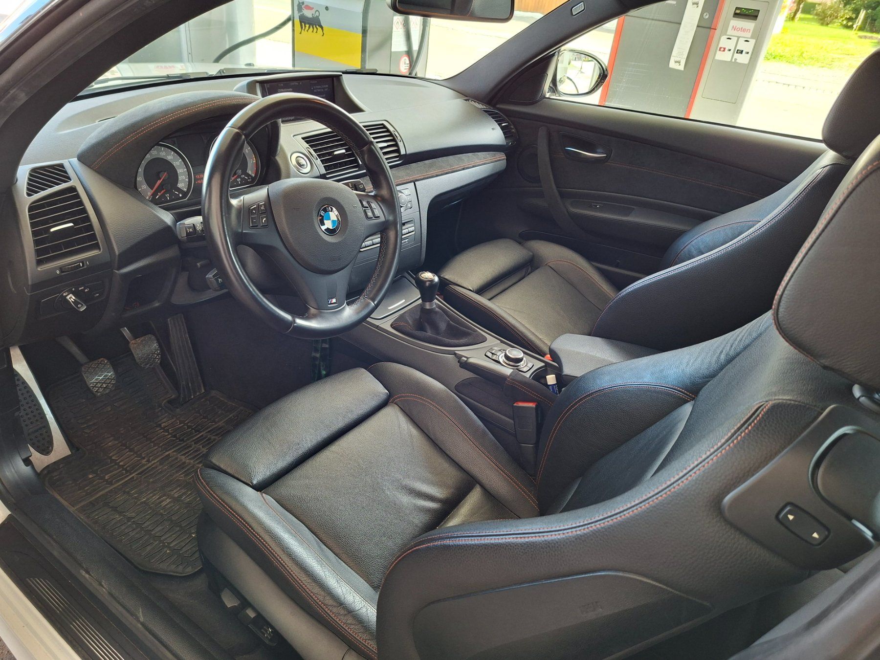 BMW Automobili: BMW 1er M Coupé – Usato da Einsiedeln venduto da volldure 3