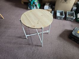 Beistelltisch klappbar mit Holzplatte D: 50cm H: 50cm ab 1.-