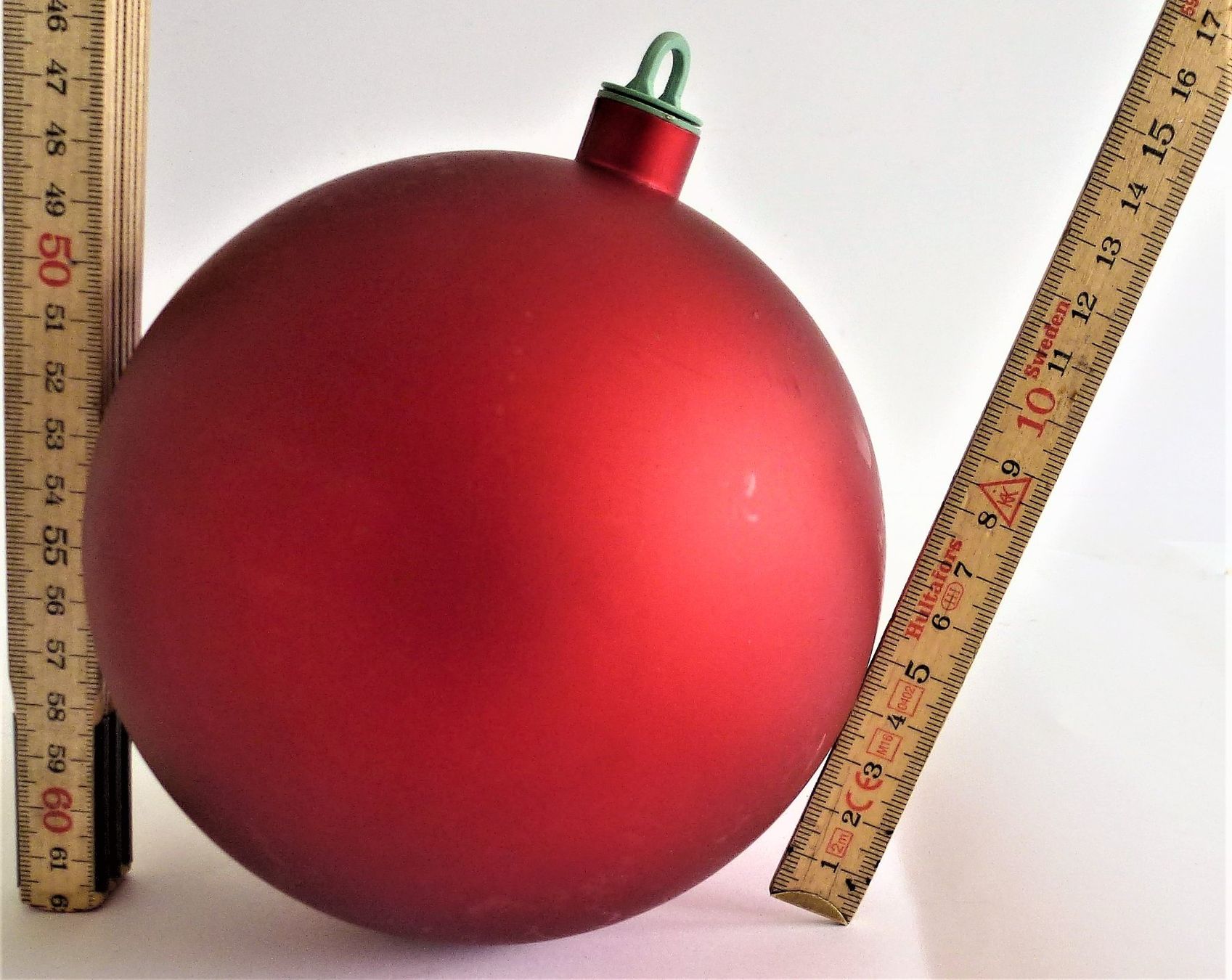 Toutes les décorations: Weihnachtskugel Gross (Leicht, Hohl) – D'occasion à Murgenthal par B.StM 2