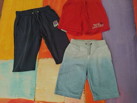 3×Shorts/ kurze Hosen Jungen Sommerpaket in Gr. 128-134