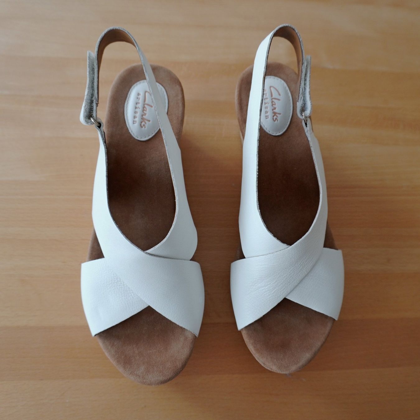 Clarks Damenschuhe: Keilsandale Clarks, weiss, Grösse 42 – Gebraucht aus Olten von HerGoodPieces 1