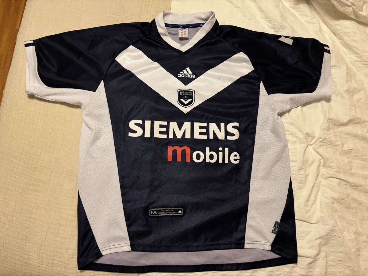 Adidas Canottiere & Pantaloni: Bordeaux n9 maillot  – Usato da Le Grand-Saconnex venduto da focamix
