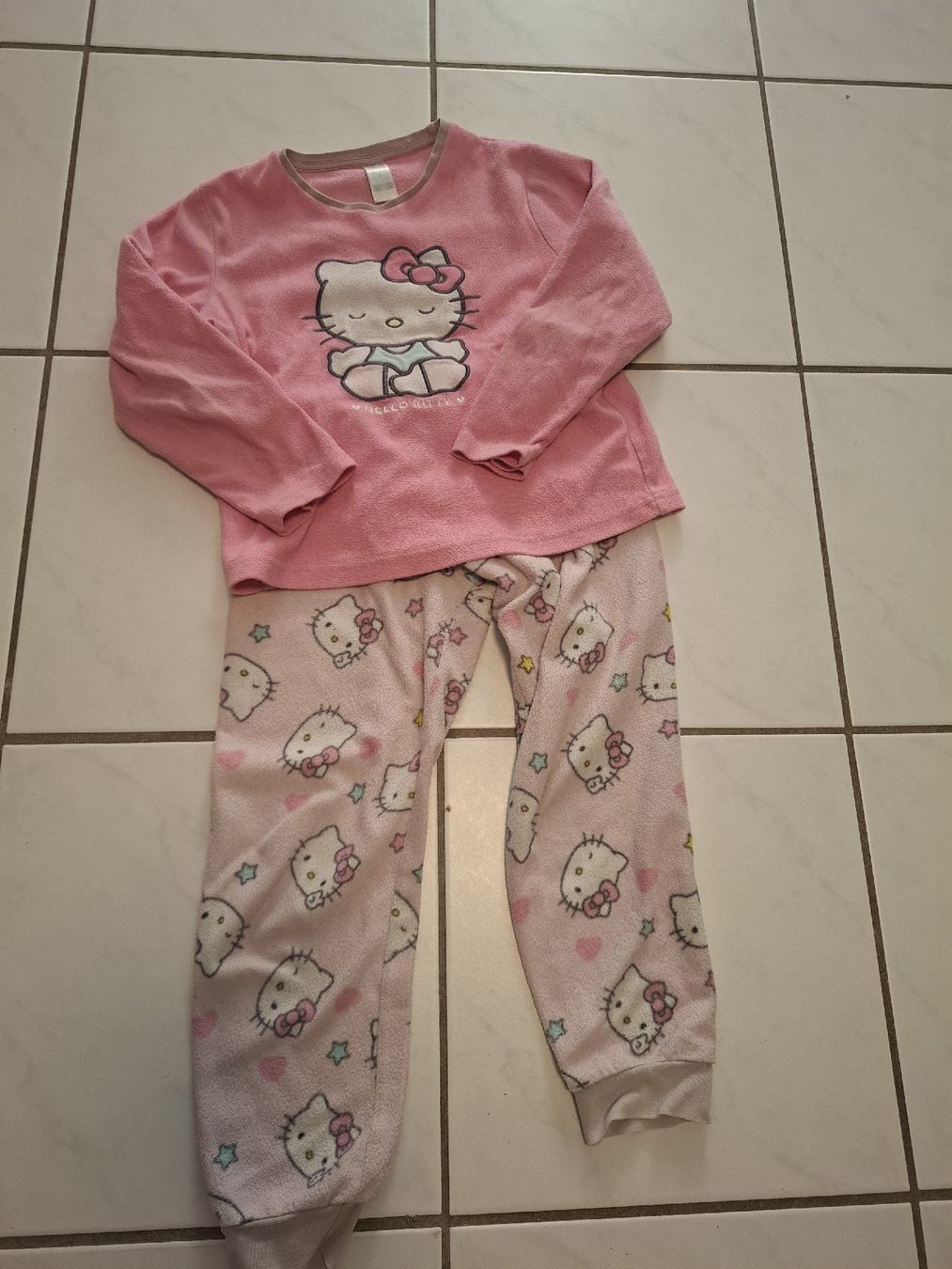 C&A Pyjamas: Pyjama Hello Kitty – D'occasion à Luzern par s.teffi