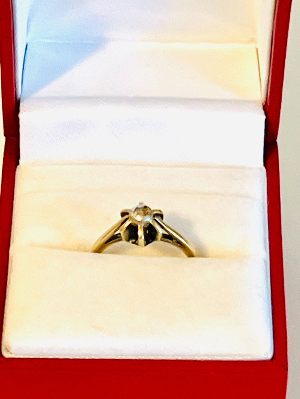 Anelli: 14K Yellow Gold Natural Diamond Solitaire Ring – Usato da Rüschlikon venduto da topswissvintage 2