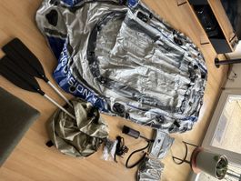 Schlauchboot Intex Excursion 4 mit Paddeln und Pumpe