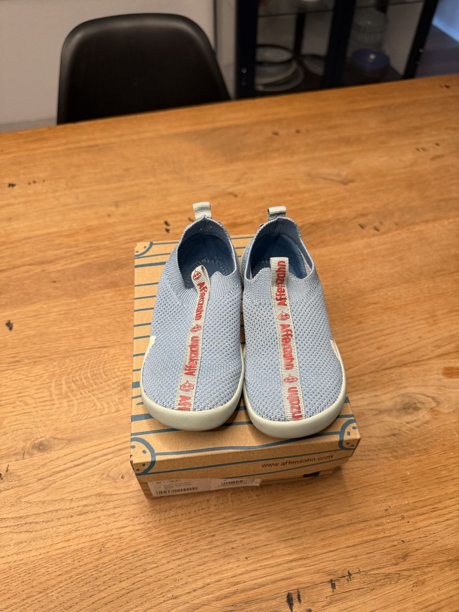 Affenzahn Scarpe per ragazzi: Affenzahn Knit Flinky Hausschuhe – Nuovo (secondo la descrizione) da Arbon venduto da sopros