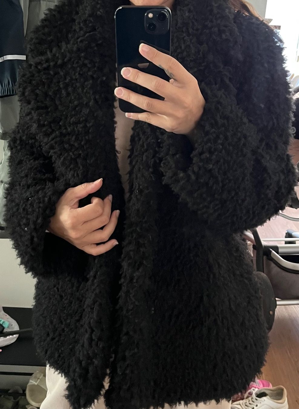 Giacche: Schwarze Teddyjacke/Winterjacke, Gr. L – Usato da Triesen venduto da dardaleni 4