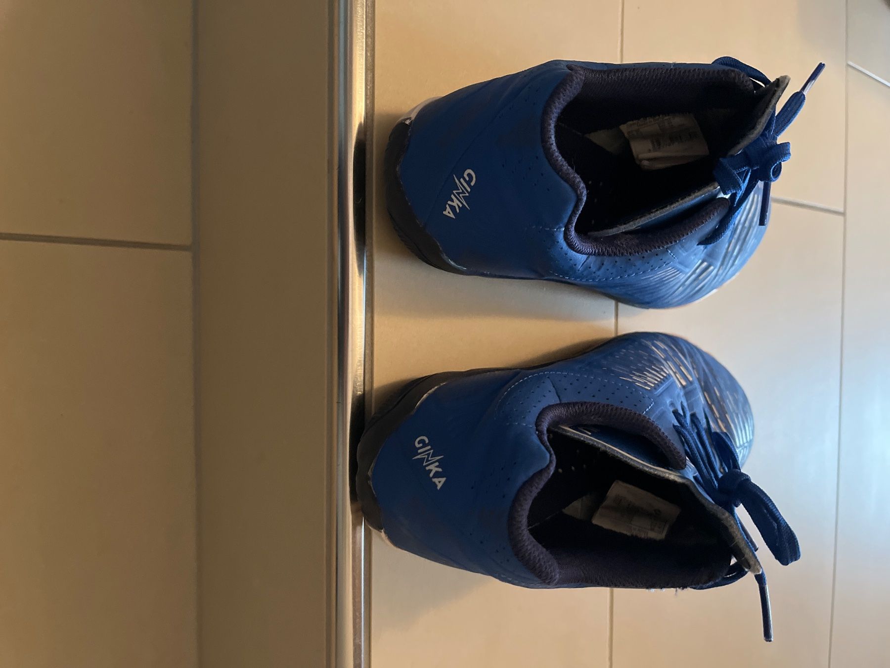 Decathlon Scarpe per ragazzi: Turnschuhe – Usato da schönenwerd venduto da klupci 2