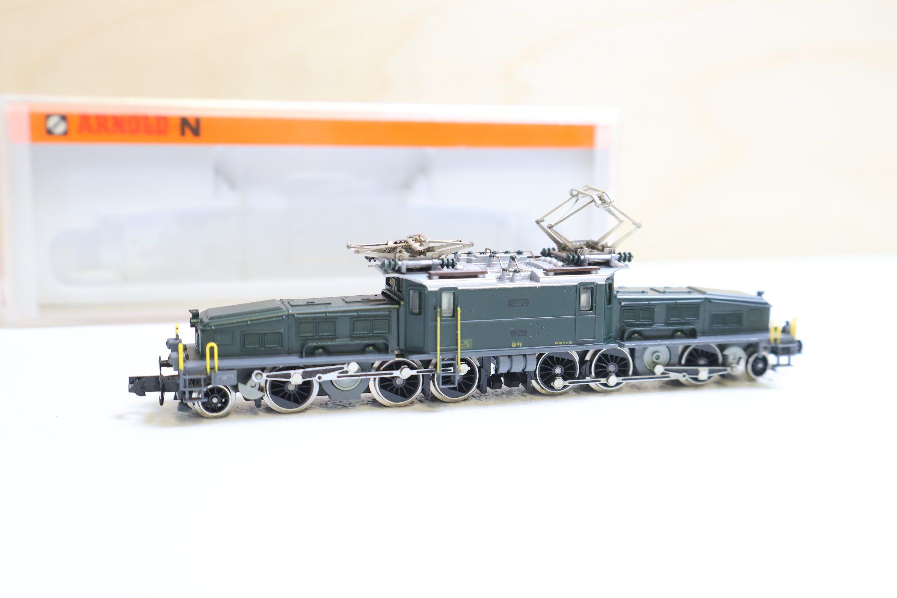 Arnold Modellini di ferrovie: ARNOLD SBB Krokodil E-Lok Ce 6/8 - 2465 - NP: 255.- – Usato da Winterthur venduto da Monstera 3
