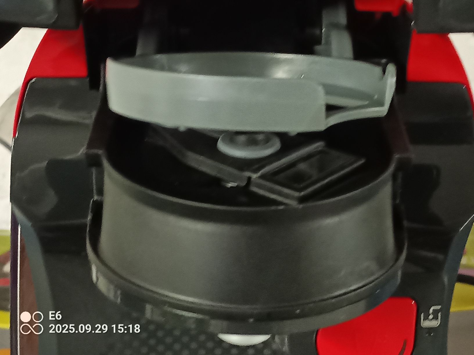 Bosch Macchine per caffè & Macchine per espresso: Neue Tassimo Kaffemaschine – Nuovo e nell'imballaggio originale da Zürich venduto da Mitzi6 5