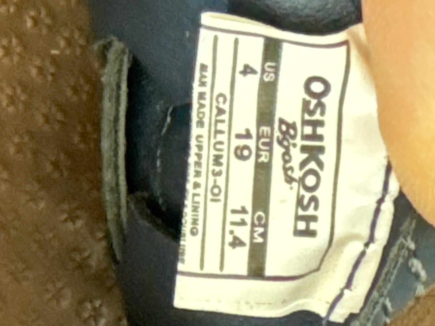 Oshkosh Herrenschuhe: Oshkosh Sandalen Gr 19, 11.4 cm – Neu (gemäss Beschreibung) aus Gelterkinden von Familienferien 3