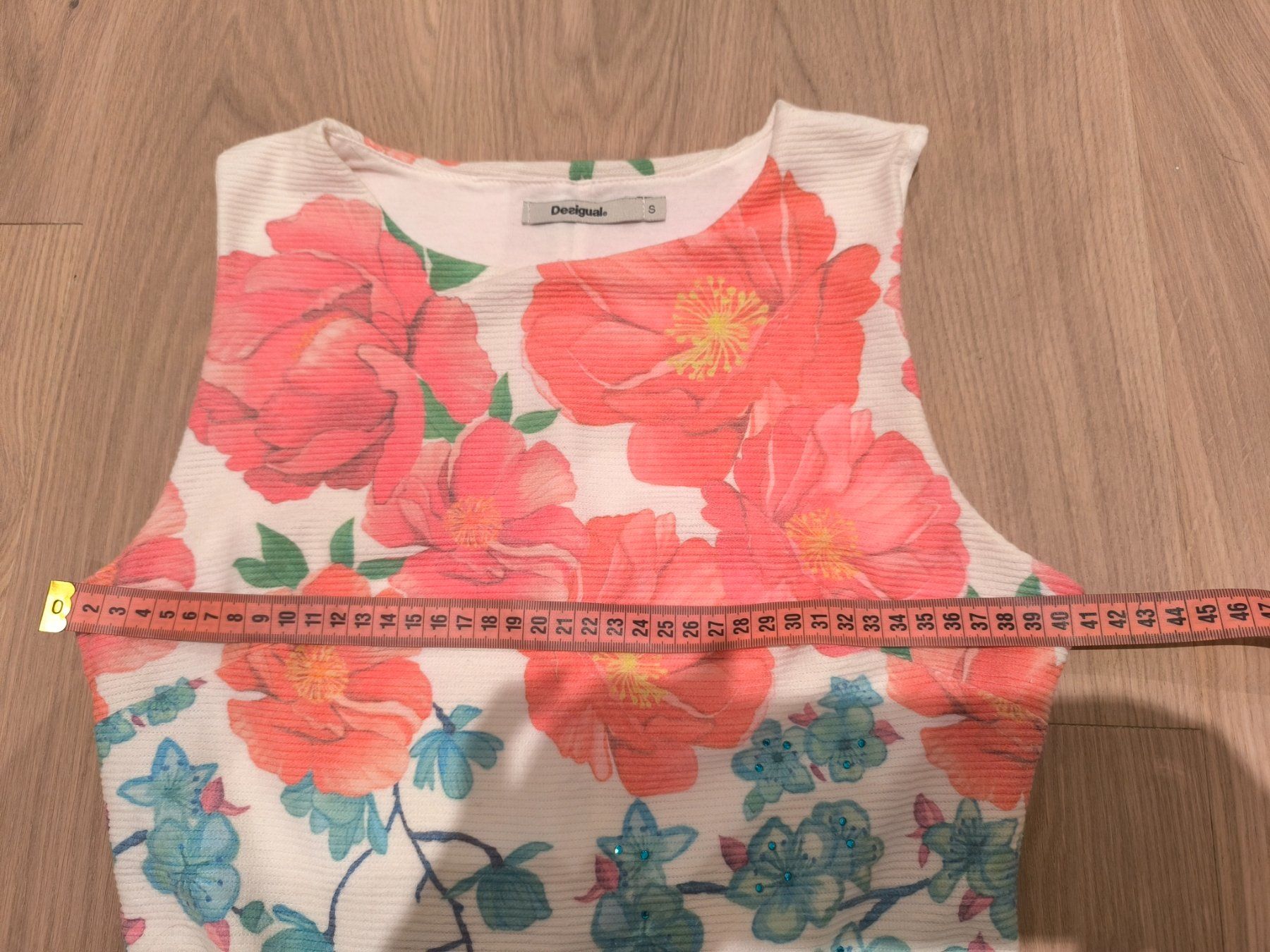 Desigual Robes: Desigual Kleid . Gr. S. – D'occasion à Rüti ZH par ZH70 3