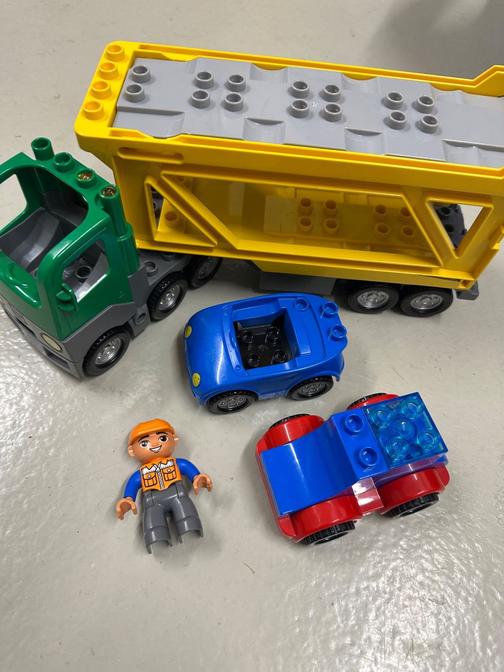 Lego Kit di costruzioni: LEGO Duplo LKW Autotransporter – Usato da Ziefen venduto da elika 3