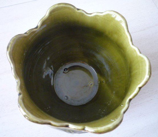 Vasi per fiori: Ancien cache-pot en barbotine / Alter Tonschlicker-Übertopf – Usato da Cortaillod venduto da Matteo18 2