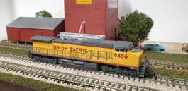 Spectrum Spur N US Diesellok UP