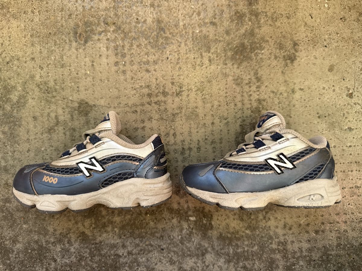 New Balance Scarpe per ragazzi: New Balance 1000, Gr. 23 – Usato da Basel venduto da vita108 2