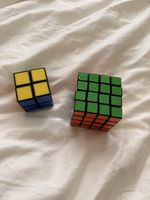 Zauberwürfel Set 2x2 und 4x4 gebraucht guter Zustand