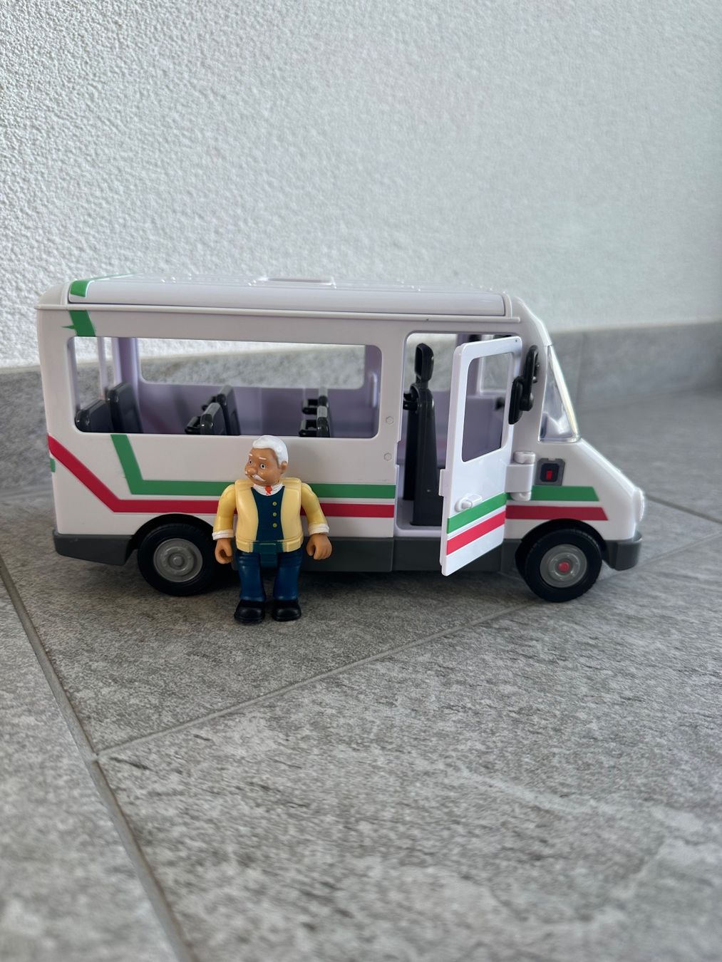 Giocattoli: Feuerwehrmann Sam Bus – Usato da Aesch BL venduto da Lau_th_