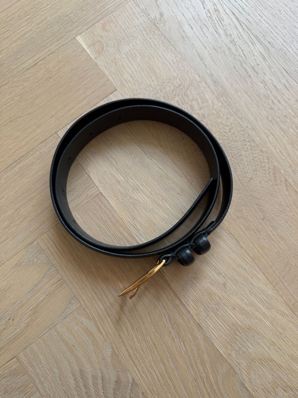 Cos Cinture: COS Leather Belt – Usato da Zürich venduto da fernandavendramin 1