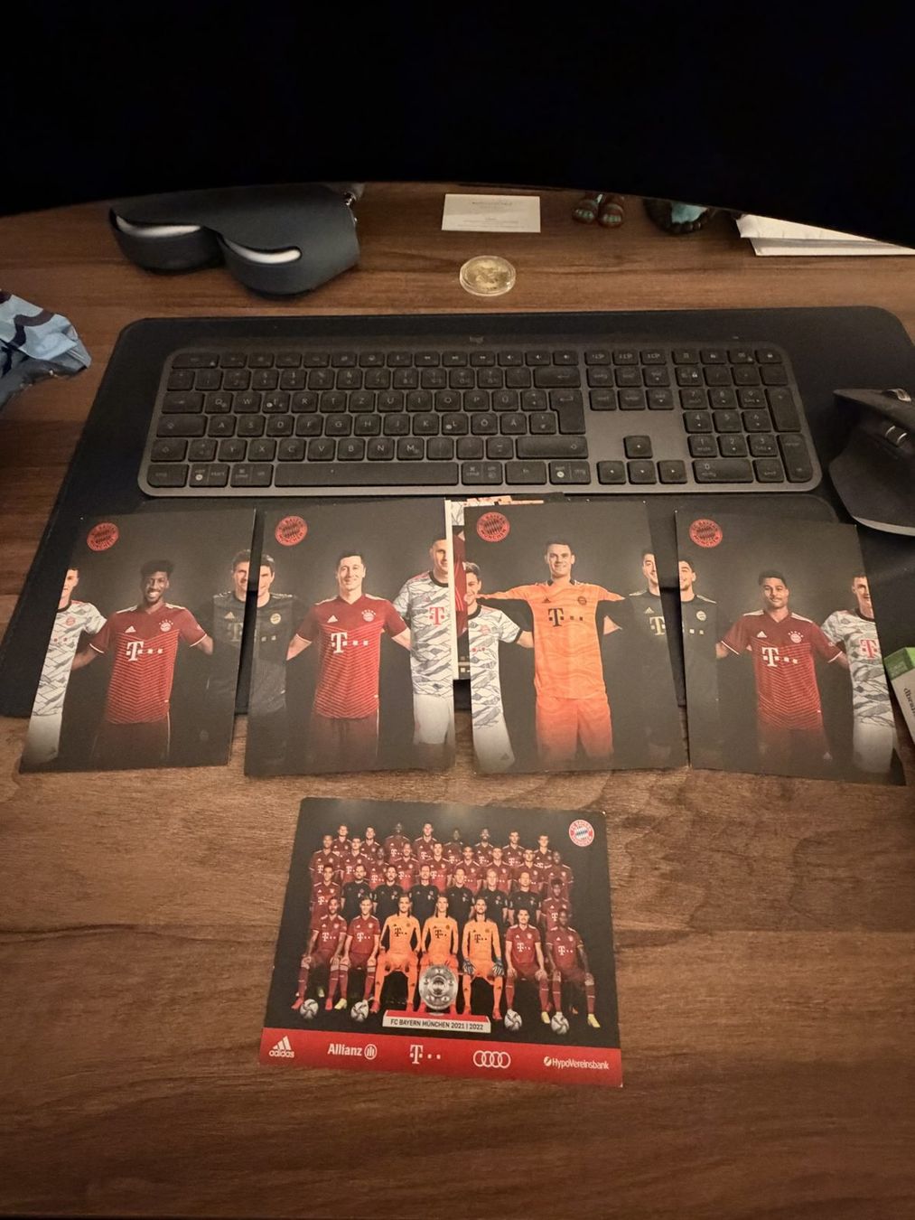 Autografi: FC Bayern Autogrammkarten-Set Lewandowski, Coman u.a. – Usato da Hellbühl venduto da dodo433