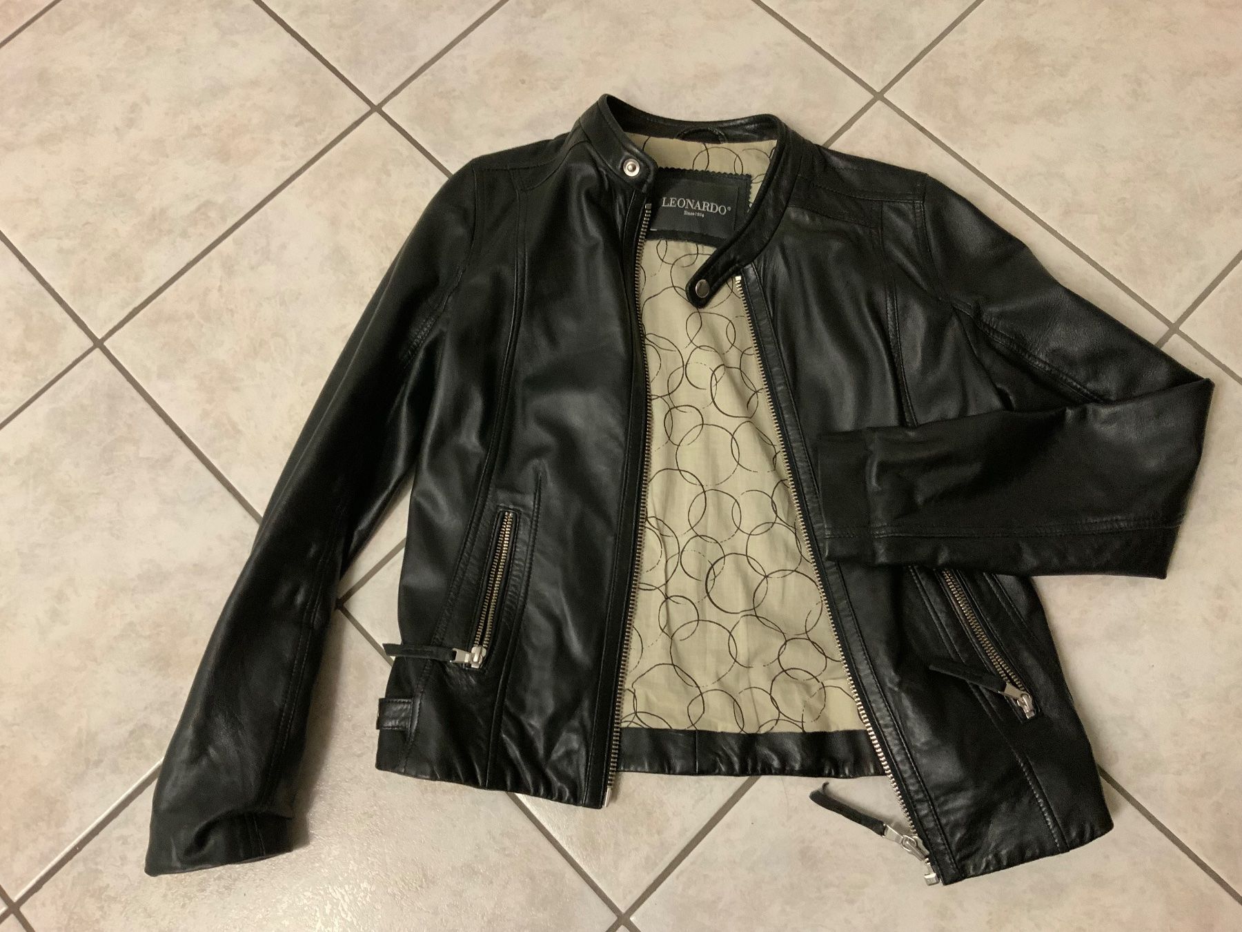 Jacken: Echtleder Damen Jacke S – Gebraucht aus Kappel von Mya986