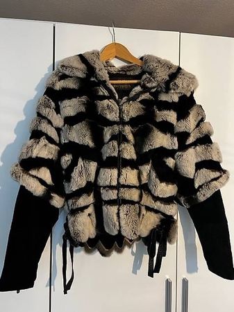 Pelzjacke mit Wildlederärmel abnehmbar Grösse S