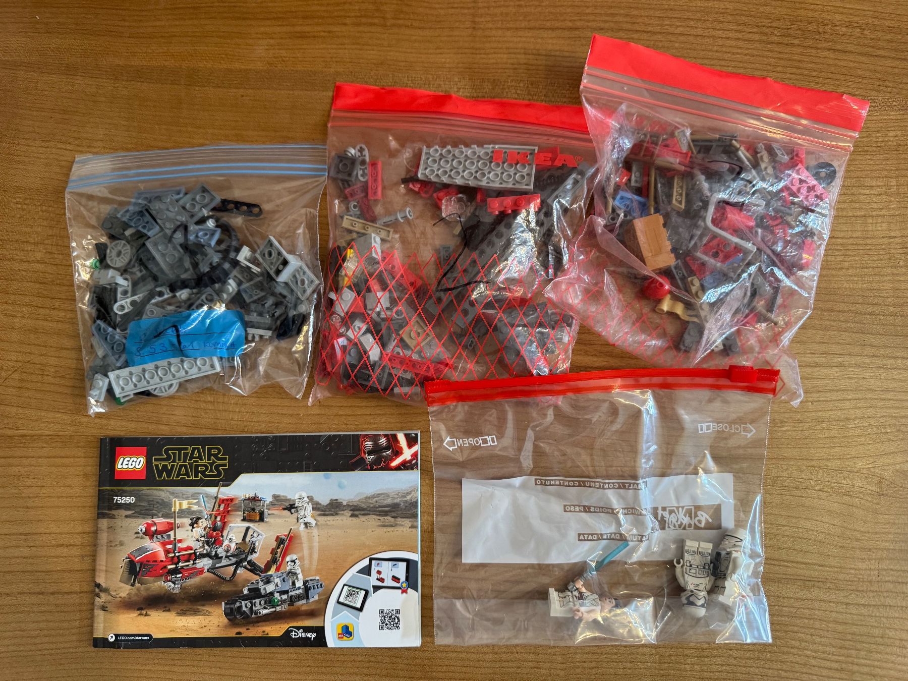 Lego Kit di costruzioni: Lego 75250 – Usato da Zürich venduto da PRIMEPRIMO 2