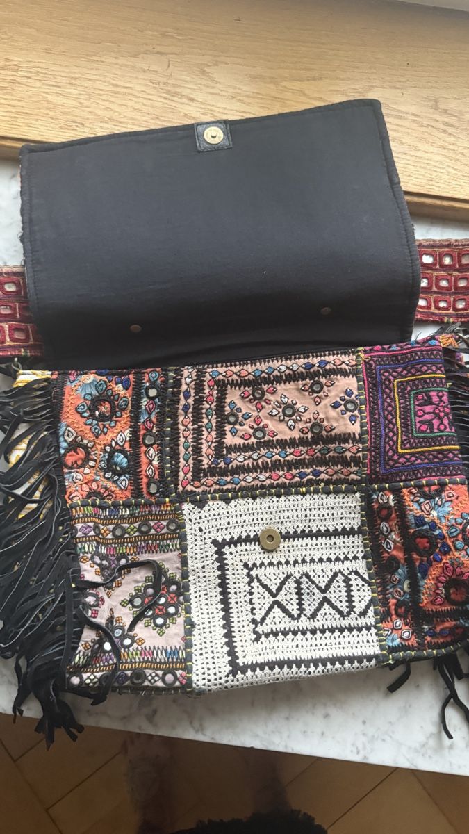 Borse da donna: Boho Tasche Fransen original aus Indien – Usato da Zürich venduto da NorinaAurora 3