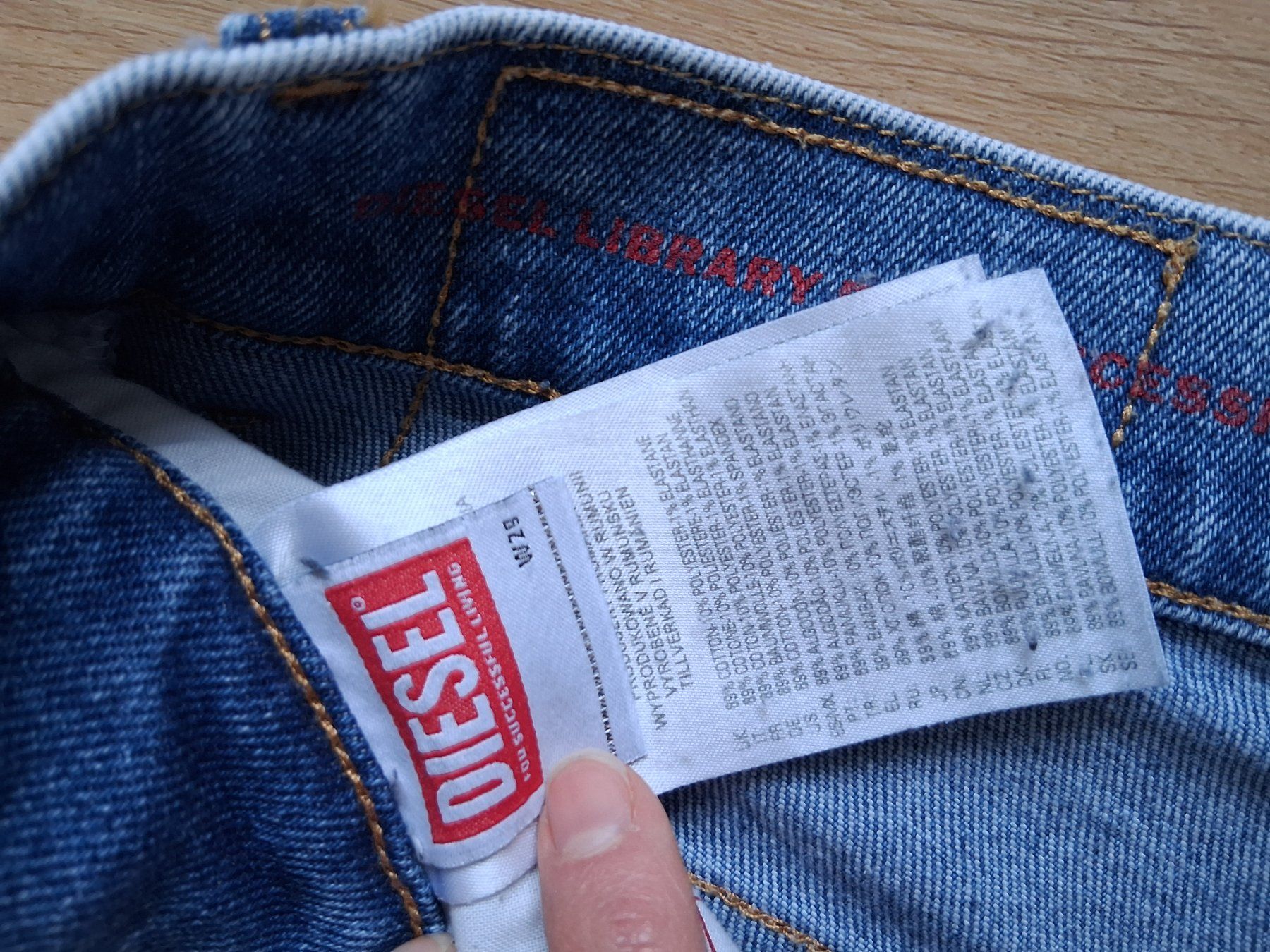 Diesel Jeans: Diesel Jeans 29/32 – Gebraucht aus Lengnau AG von Nathi88 9