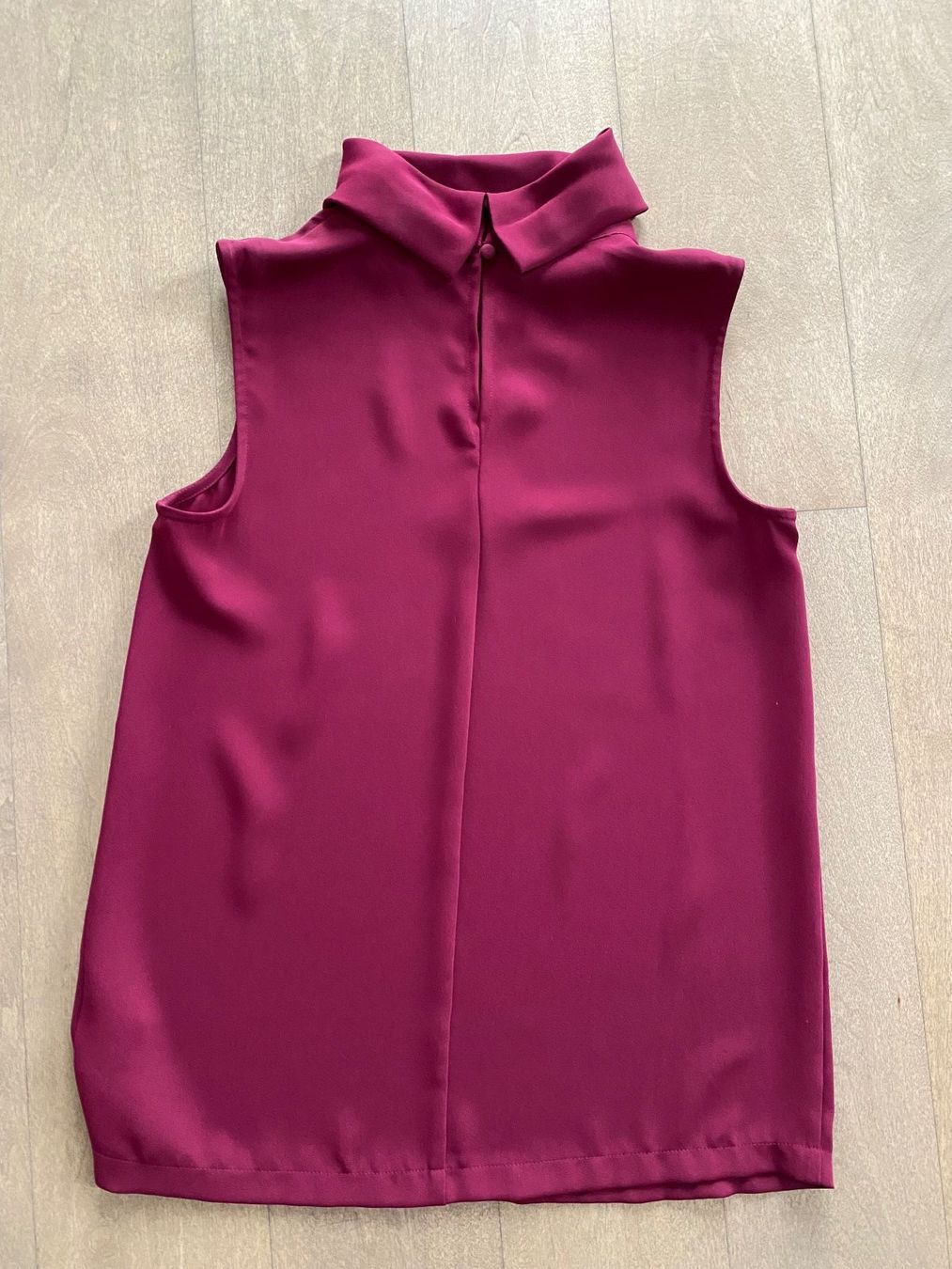 Esprit Camicette: ESPRIT - bordeaux-rote, ärmellose Bluse – Usato da Meilen venduto da kleisi01 1