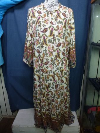 KLEID VON CREAM GR 44 HALBARM VISCOSE NEU LANGE FORM