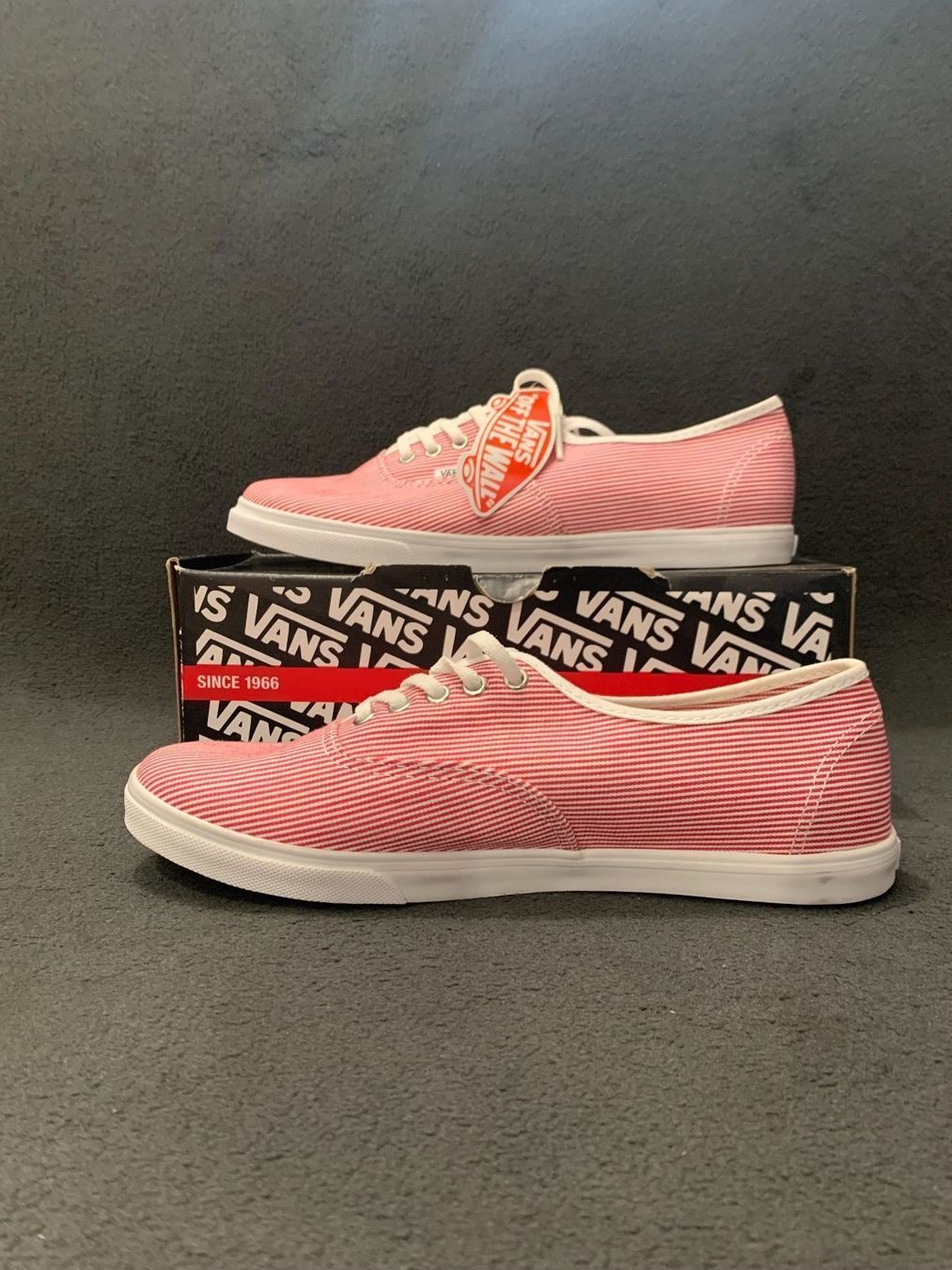 Vans Scarpe da uomo: VANS ERA, GRÖSSE 40.5 – Nuovo e nell'imballaggio originale da Zürich venduto da LIQUIDATOR.CP 1