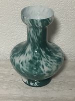 Grüne Vintage Design Vase aus Glas, Dekoration