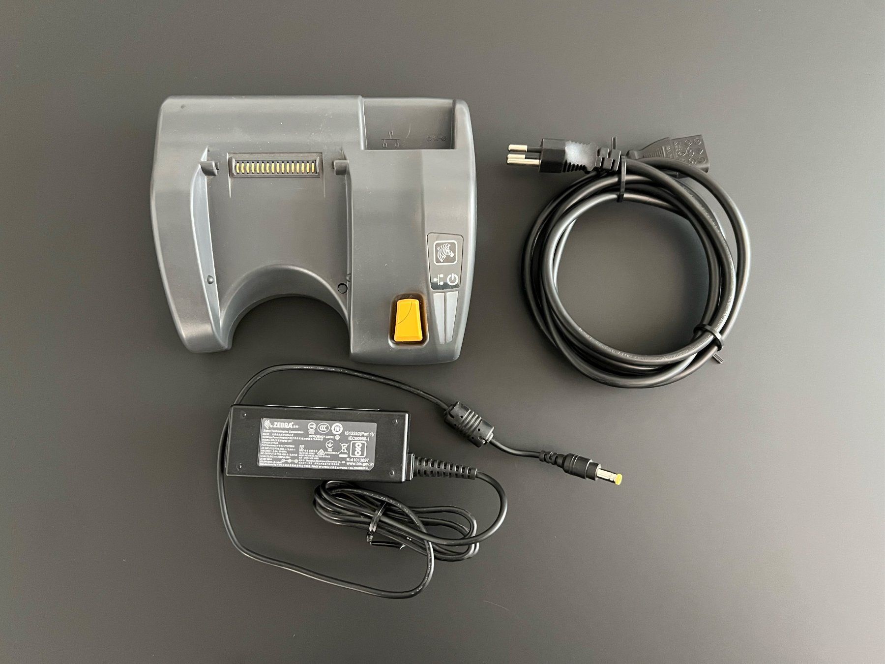 Zebra Caricatori & Batterie: Zebra Ethernet Cradle QLn-EC inkl. Netzteil & Kabel – Usato da Eschlikon TG venduto da Unterhalt_CS