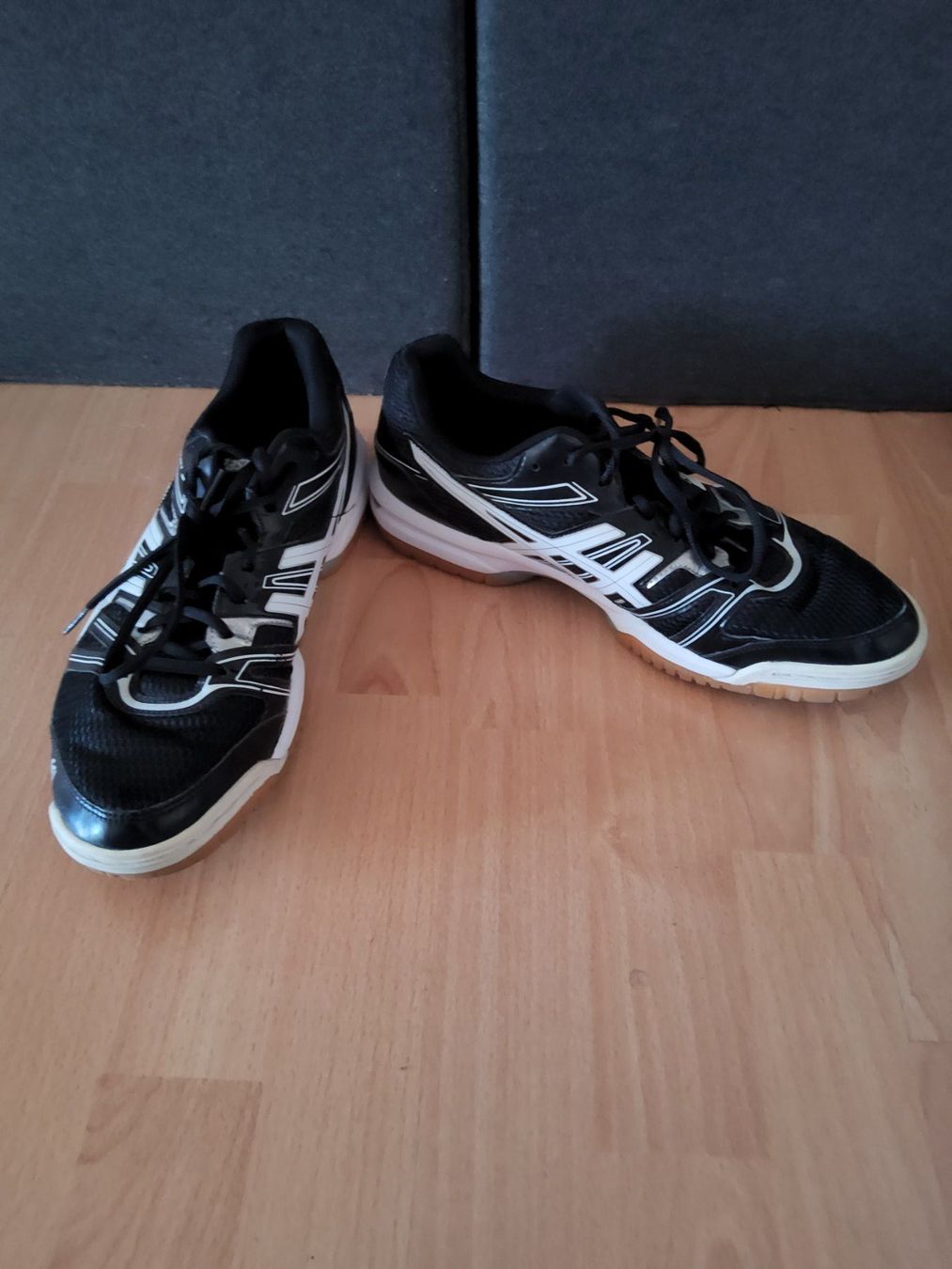 Asics Scarpe da uomo: Hallenschuhe Asics Gel Rocket Gr. 45 – Usato da Neuhausen am Rheinfall venduto da Alchimista 2