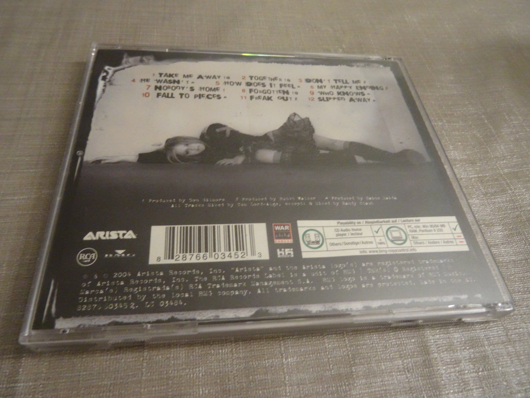 CD: Avril Lavigne CD "Under My Skin" - CD – Usato da Olten venduto da Disc-Ausverkauf 1