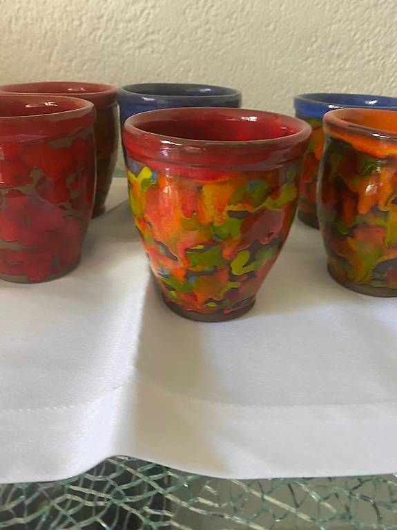 Tasses: Steingut Becher Neu – D'occasion à Bern par Ninitto