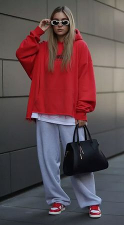 sweat à capuche marque Nike taille M unisexe