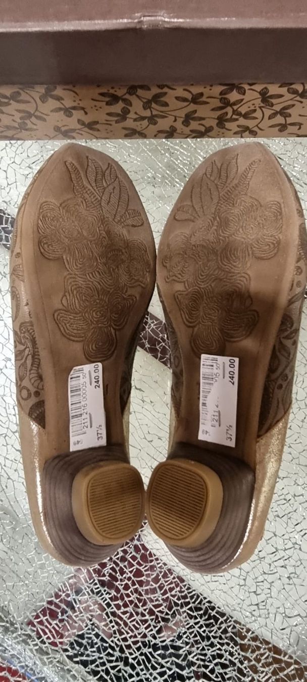 Think Damenschuhe: Think! Gr. 37.5 – Gebraucht aus Luzern von Reni025 1