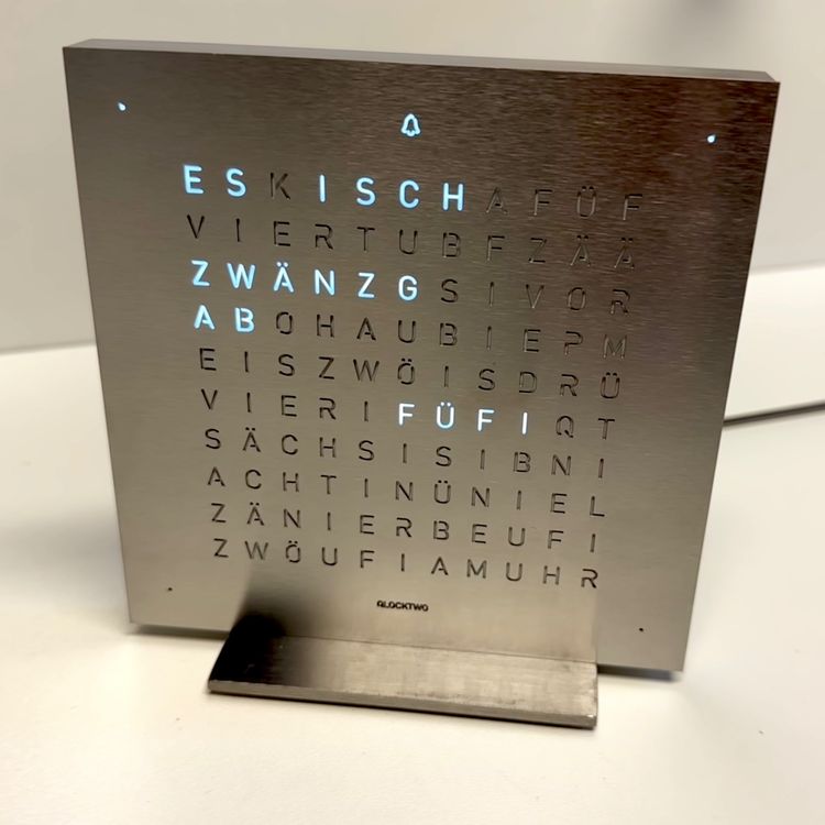 Qlocktwo Touch Wortuhr Metal Schweizerdeutsch ab 1. Kaufen auf