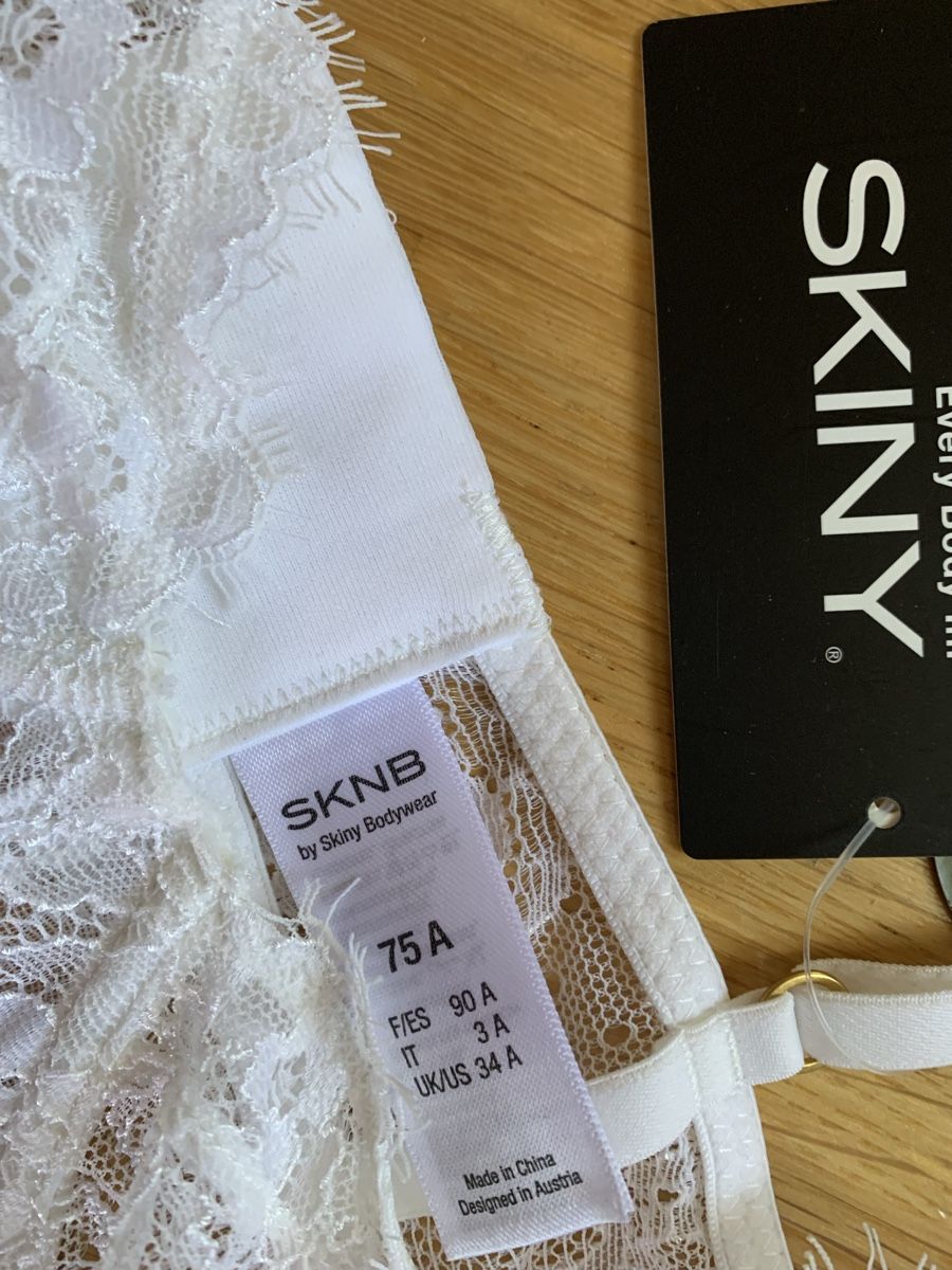 Altra biancheria intima: BH Set weiss und schwarz Gr. 75A neu – Nuovo e nell'imballaggio originale da Sempach venduto da katzaana3 2